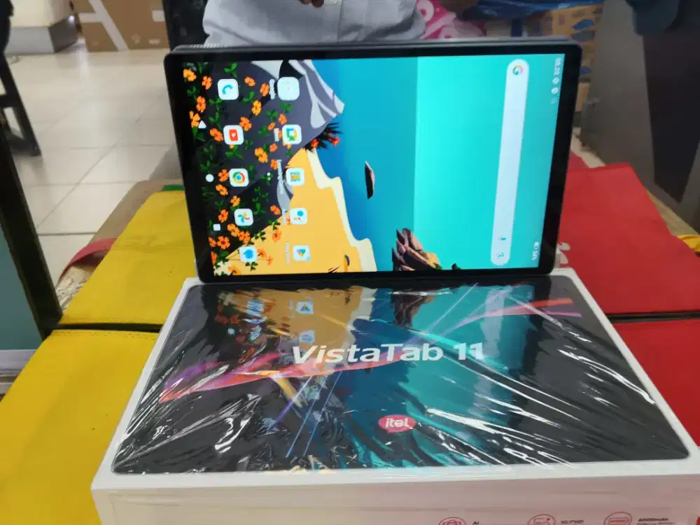 Itel vista 11 Ram 4/128 gb mulus no minus lengkap