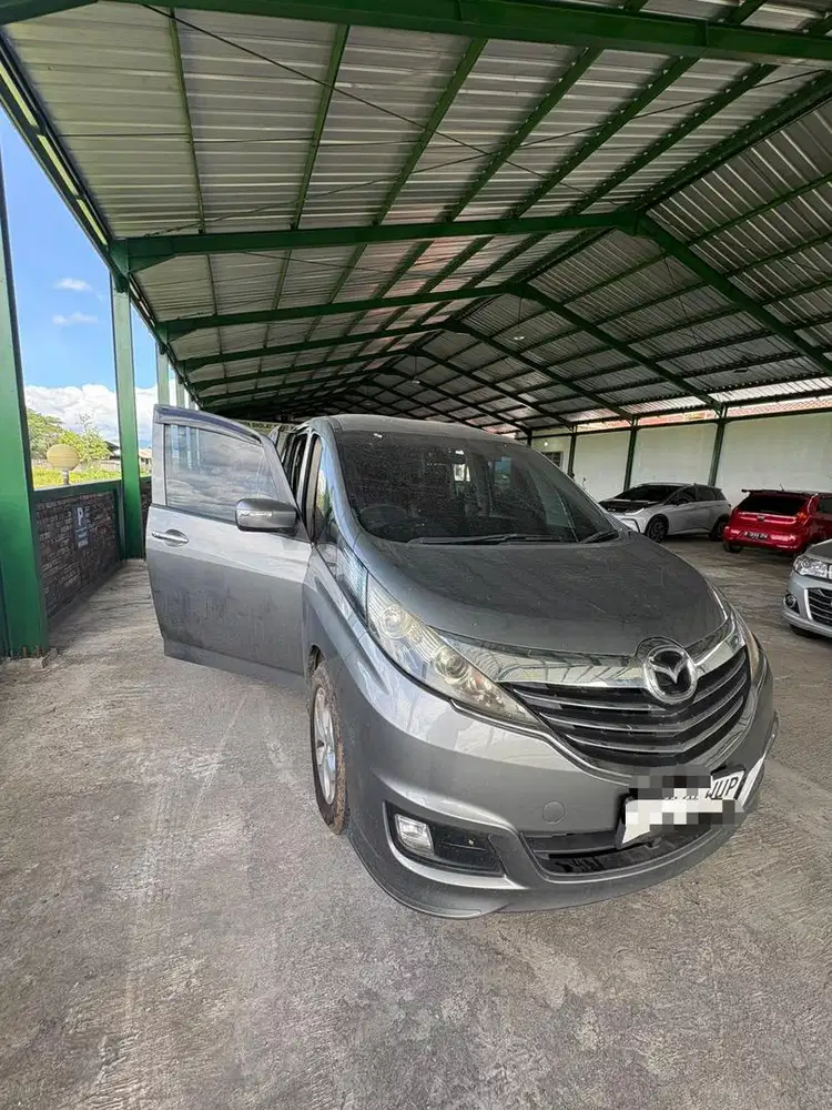 Mazda biante skyactive 2015