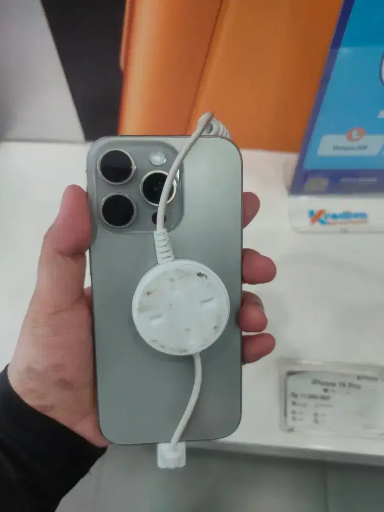 iPhone 16 pro  cicilan tanpa kartu kredit