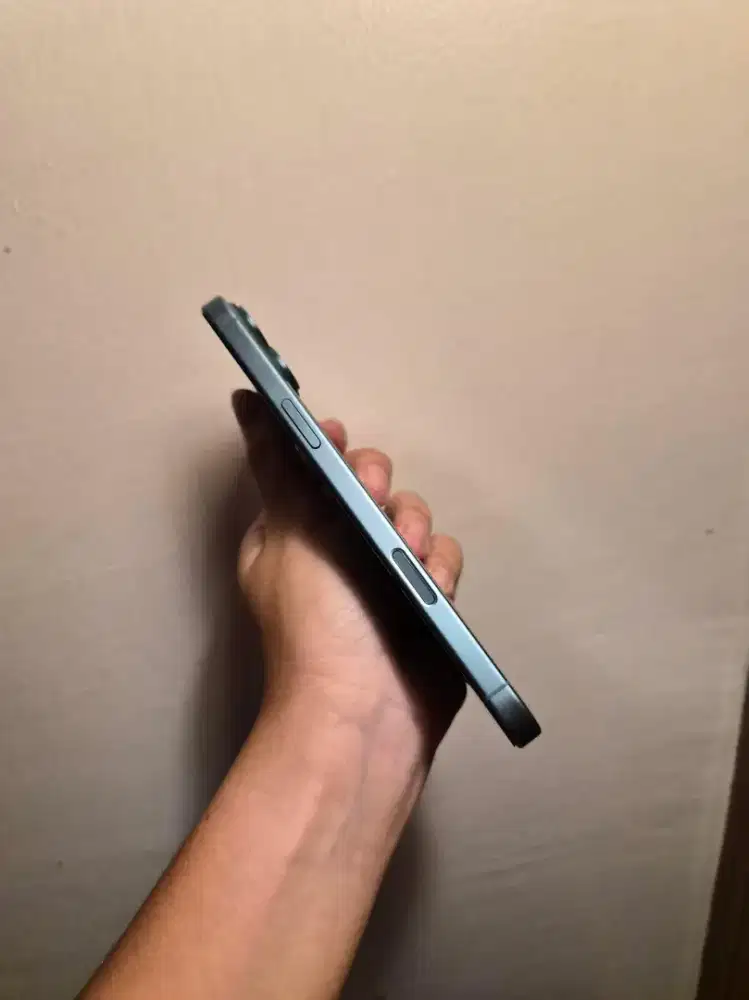 Jual iPhone 16plus 128