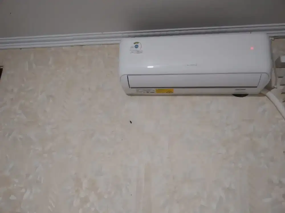 AC 3/4PK Baru 3 Bulan Pemakaian