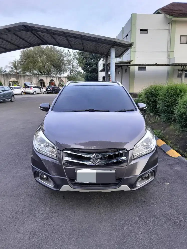 Suzuki Sx4 S-Cross 1.5 (M/T) 2016