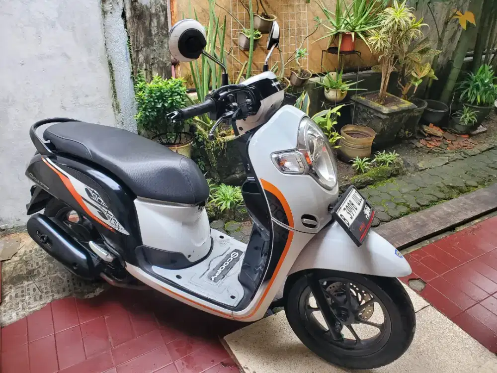 Honda Scoopy Putih.hitam 2020 Full orisinil.