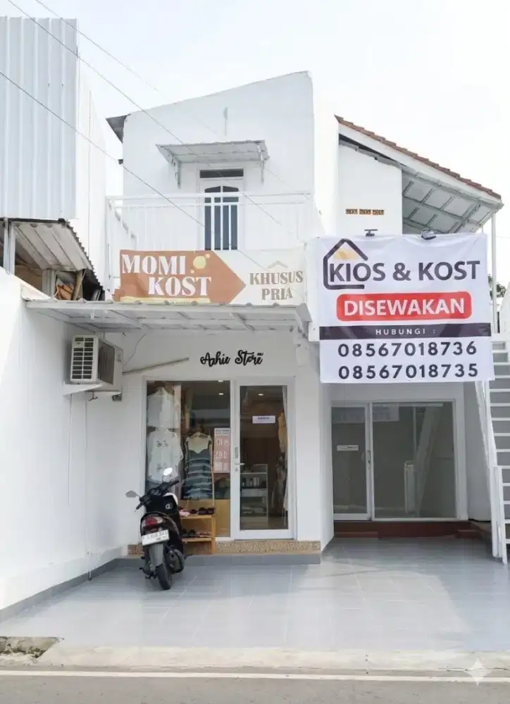 Kios dan Kos daerah komersial dekat sekolah dan kampus