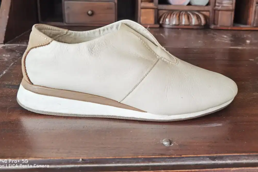 Sepatu kulit cewek hush puppies ukuran 37 keren ahadi