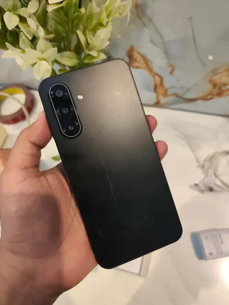 Samsung Galaxy A17 5G ram 8 internal 256 fulset sesuai photo