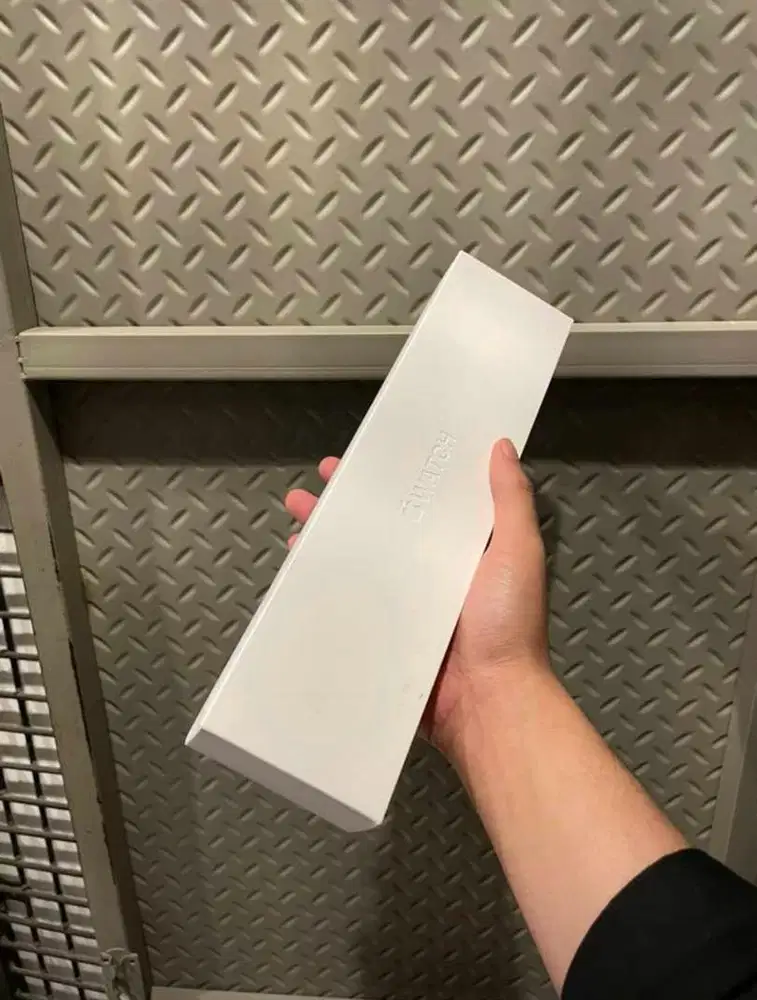 Apple Watch Series 11 42mm New iBox (Bisa Cicilan Tanpa Kartu Kredit)