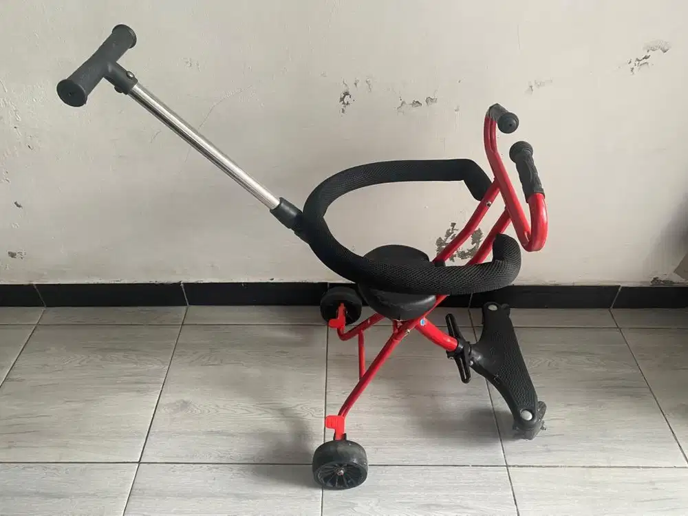 Strowler anak lipatt