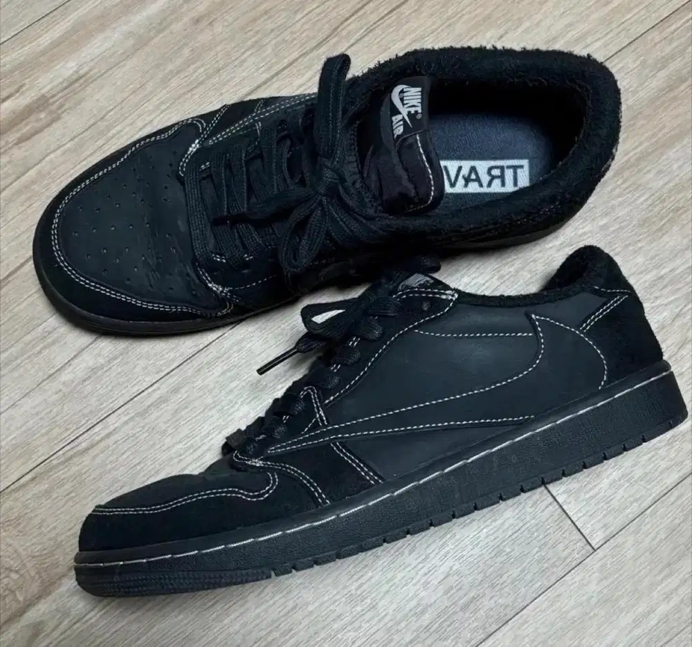 Jordan Low Travis Scott Black Phantom