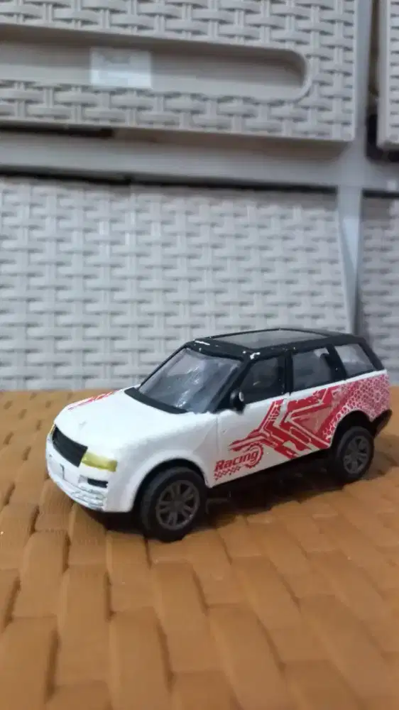 Mainan mobil anak koleksi