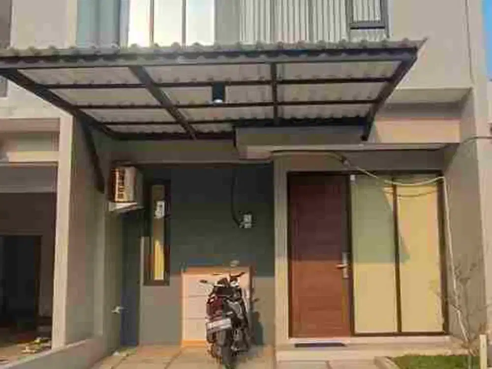 RUMAH 2 LANTAI TROPICAL MODERN DI CIPAYUNG READY SIAP HUNI JAKARTA TIMUR