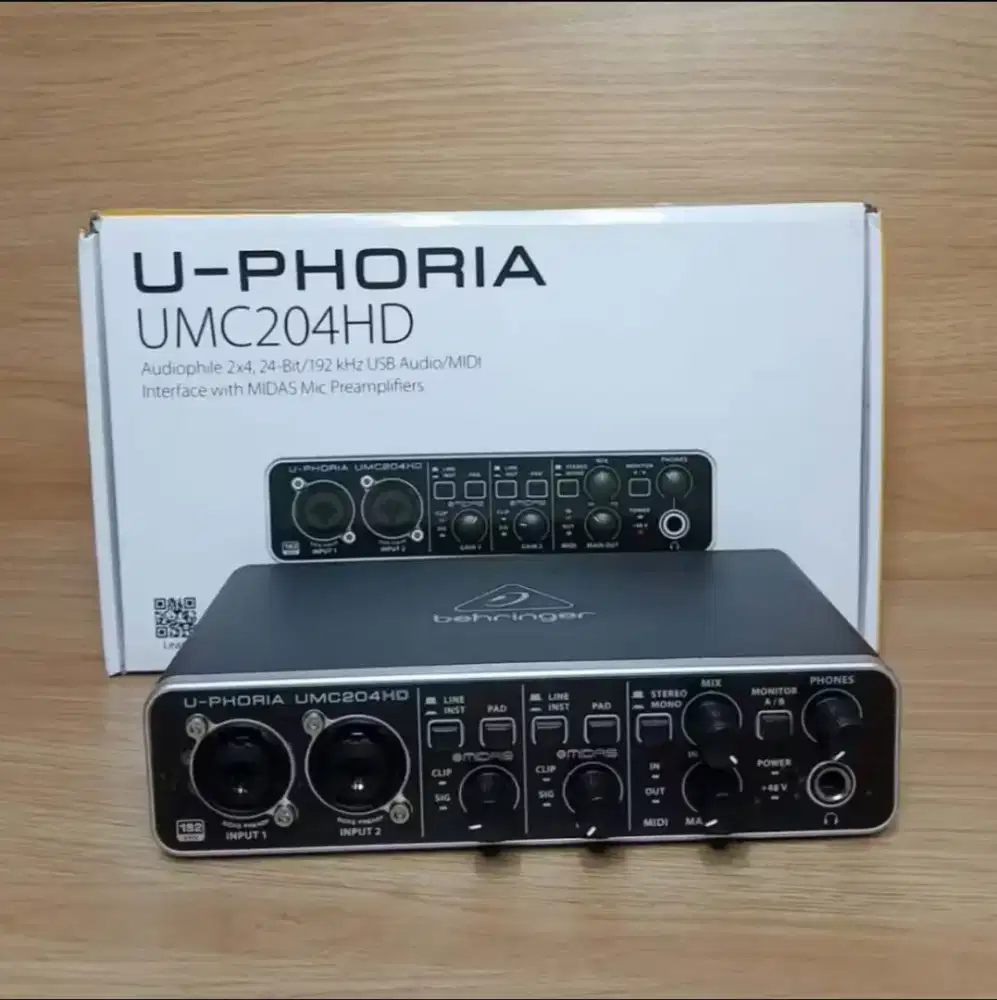 Soundcard Behringer U-Phoria UMC204HD Audio Interface Gitar Bass Mic