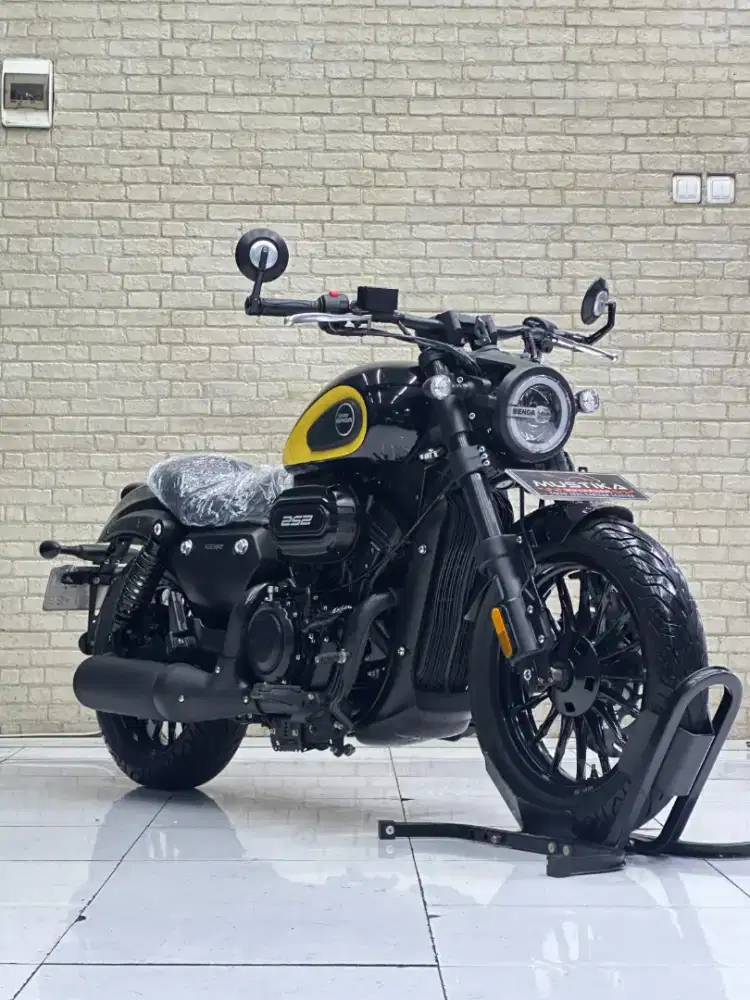 Bisa Kredit‼️Keeway Benda V252c 2023 pmk 24.DANNY Mustika Motor Malang