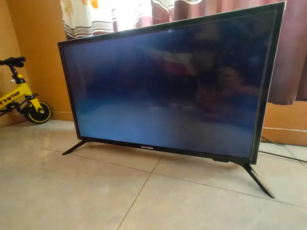 Polytron 32 inch