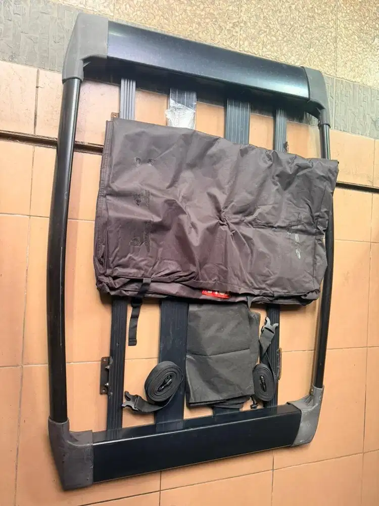 Roof Rack dan Roof Bag