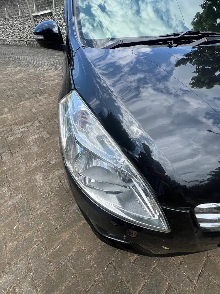 Suzuki Ertiga 2012 Bensin