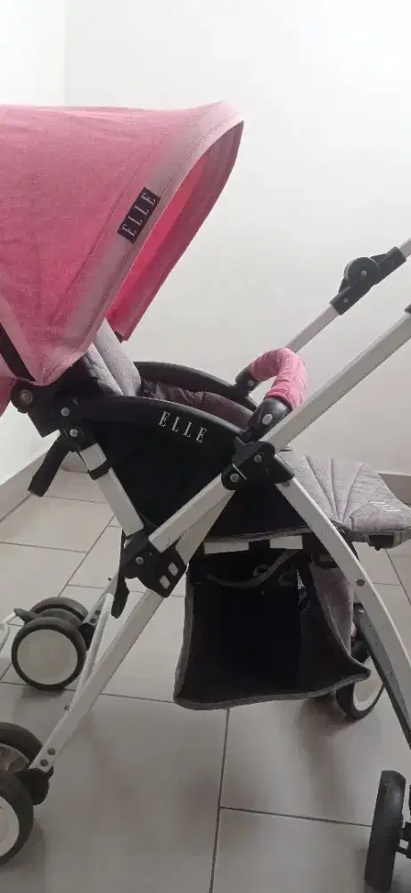 Stoller baby merk Elle Asli
