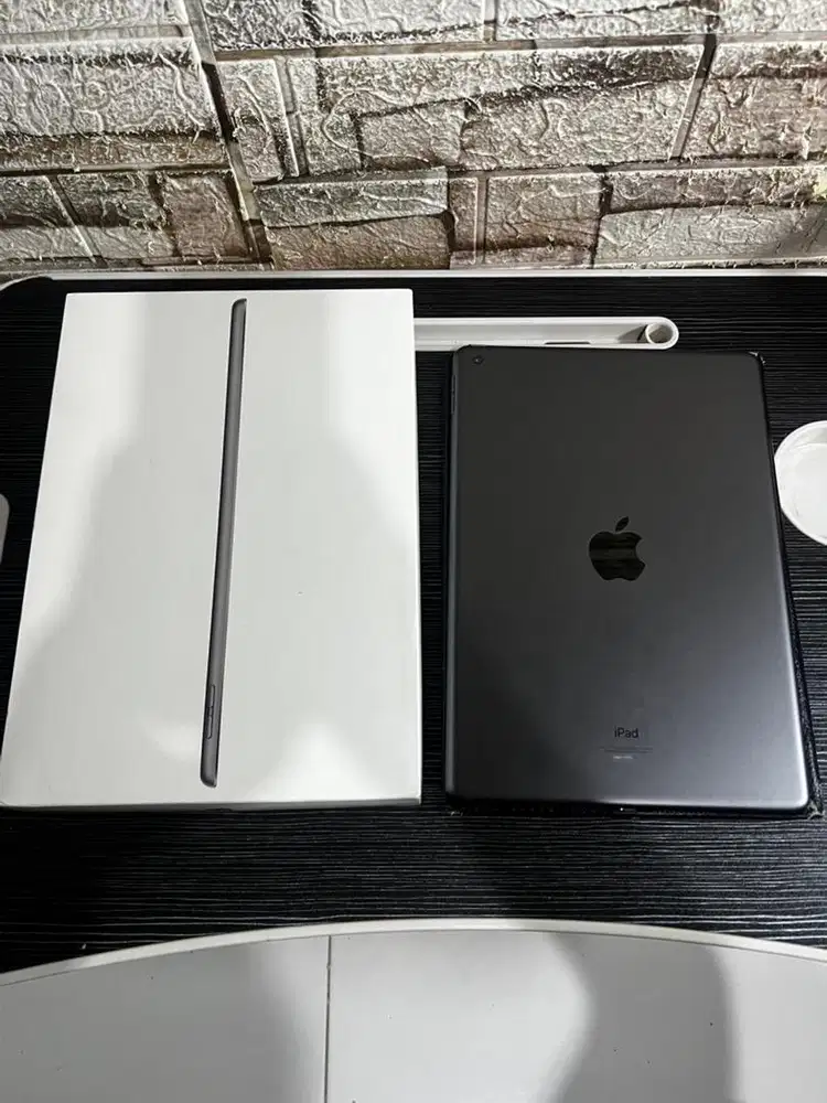 iPad Gen 9 MULUS iBox Eraphone 64gb fullset