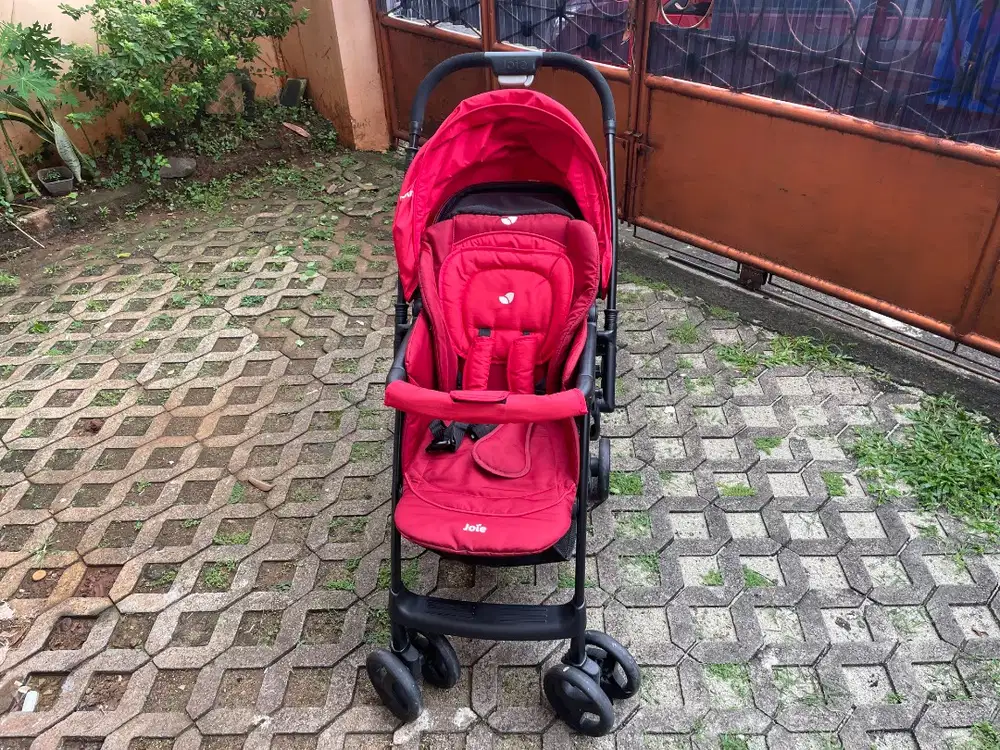 Stroller JOIE (Pre loved)