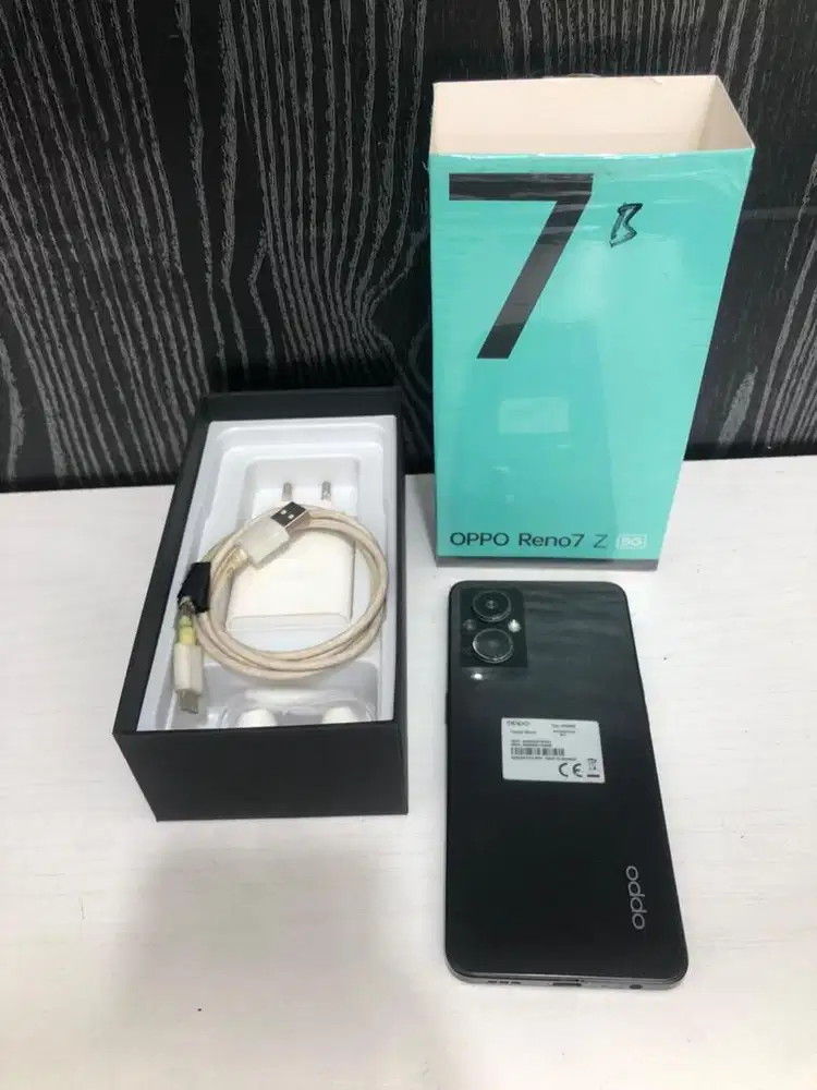 OPPO RENO 7z 5G 8/128GB Kondisi mulus Fullset Original