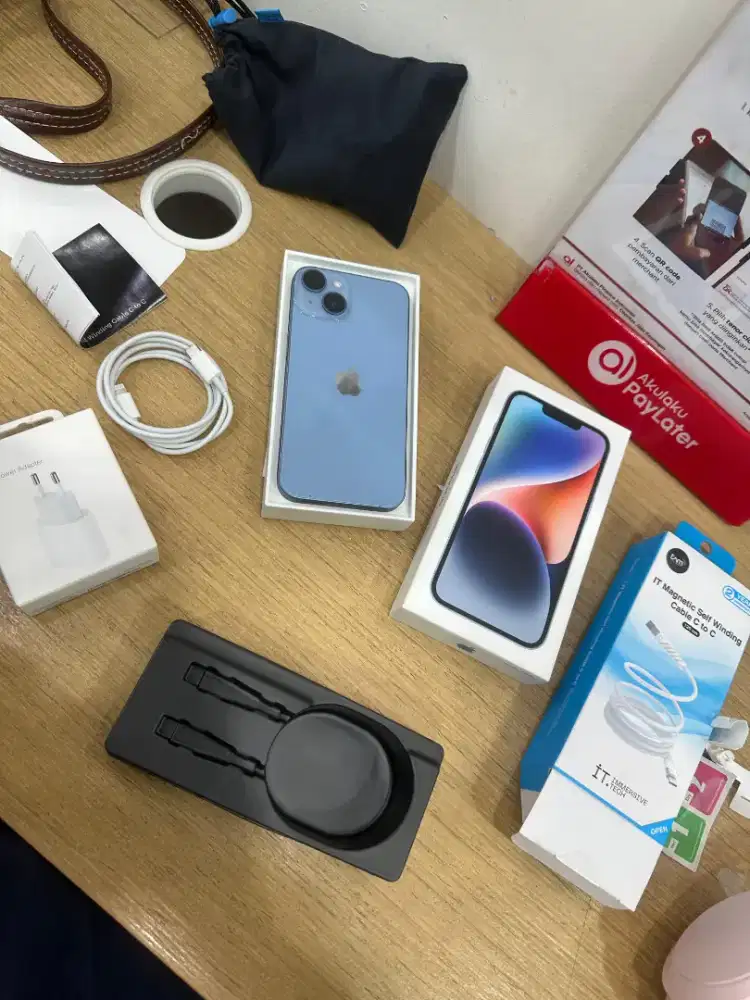 iPhone 14/ Promo bunga hingga 0% gratis adaptor, proses kredit cepat