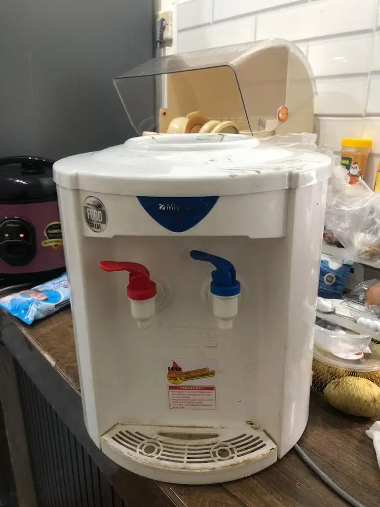 Dispenser galon miyako