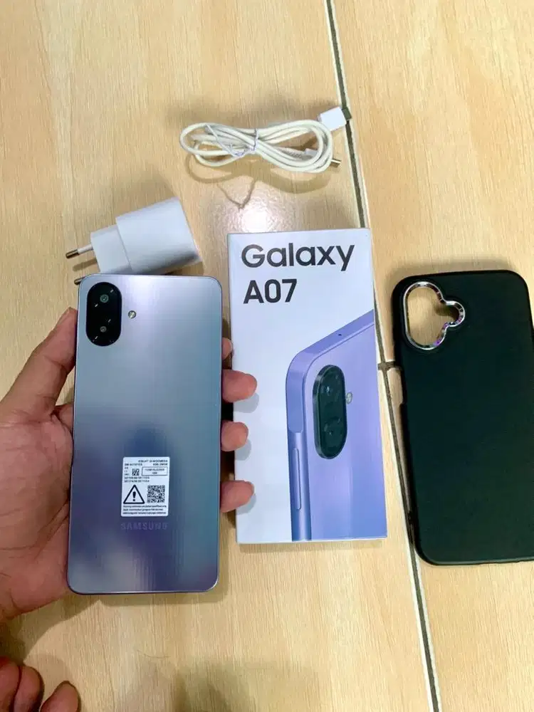 SAMSUNG A07 8/256 RESMI