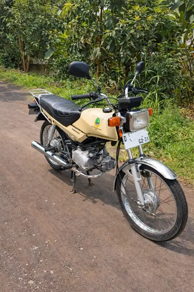 Honda Win 2003 Coklat