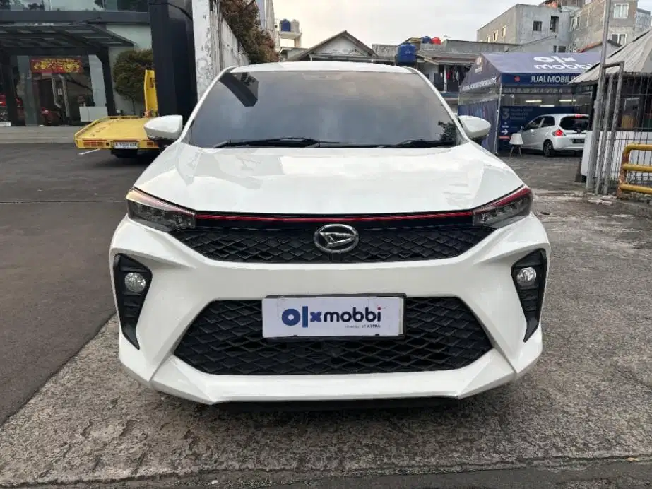 DP MURAH Daihatsu Xenia 1.5 R Bensin-AT 2022 Putih CWIIB