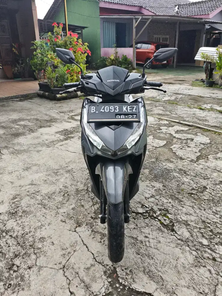 •Sale Vario led old 125cc Surat Lengkap