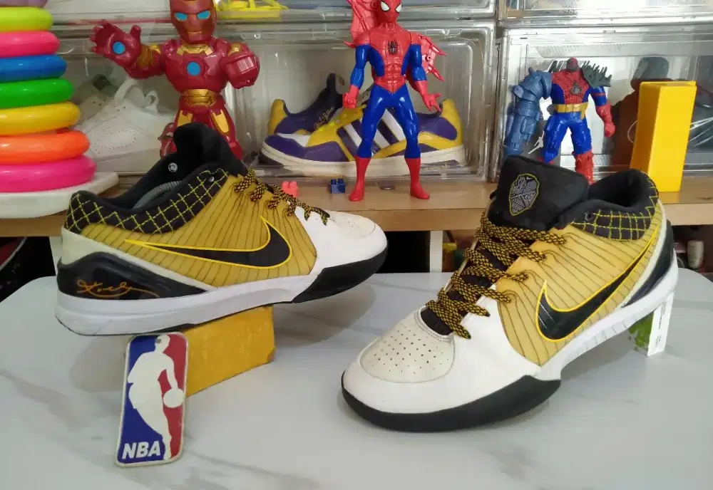 Sepatu Basket Nike Kobe Protro IV size 45