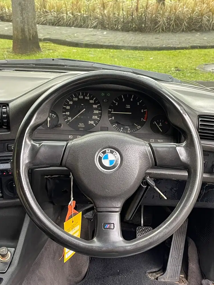 BMW 318i 1991 Bensin