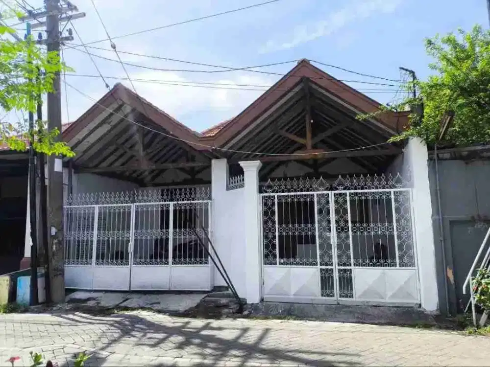 Dijual Rumah Karang Empat tengah kota Surabaya
