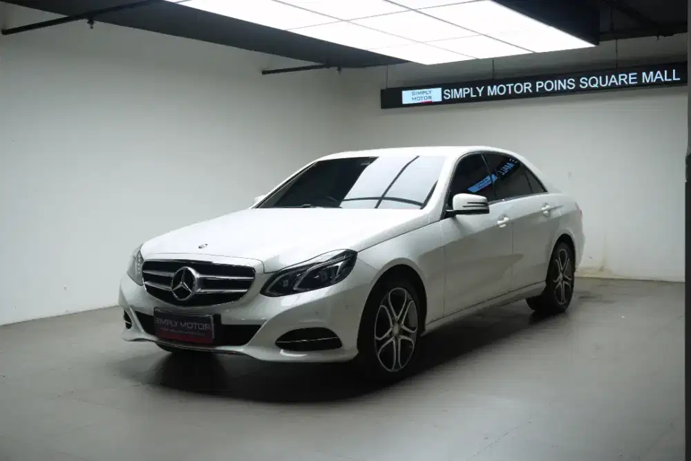 Mercedes Benz E250 avantgarde facelift 2015 ! Good condition!