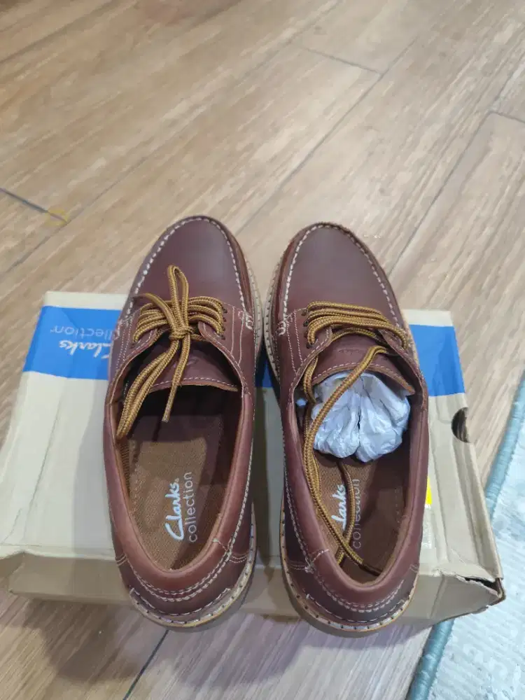 Dijual sepatu baru Clark weltrige MOC original UK 42