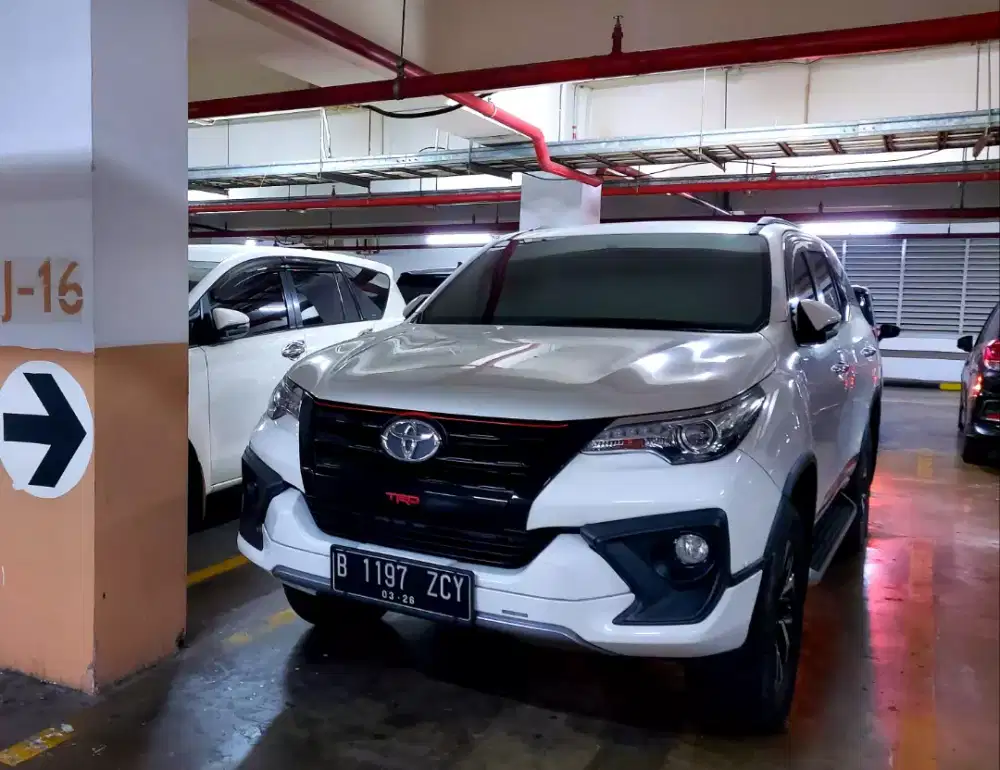 CASH only. Fortuner VRZ TRD Sportivo 2018