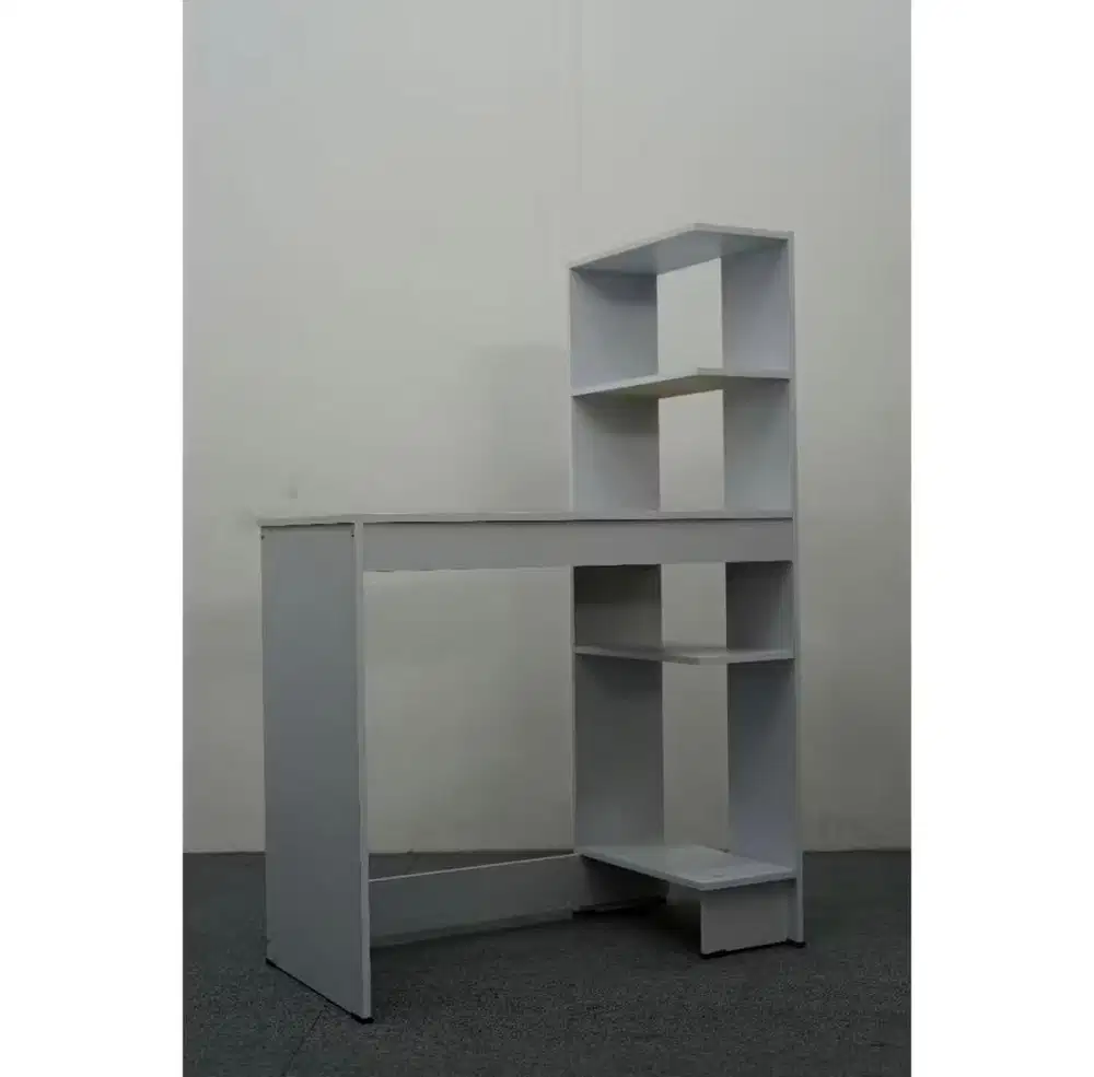 MEJA RIAS MEJA BELAJAR BEKAS