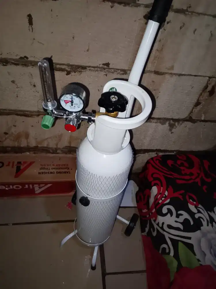 Oksigen isi full 2000 PSI