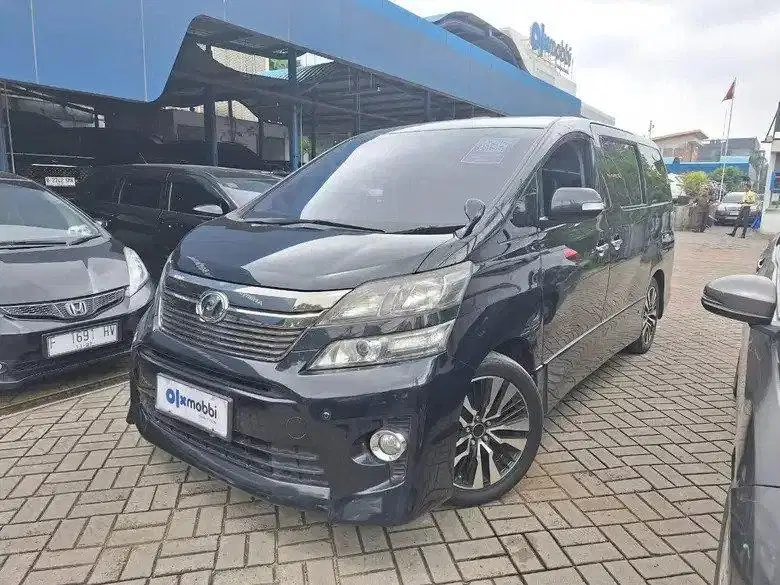 DP RENDAH - Toyota Vellfire 2.4 ZG Bensin-AT 2013
