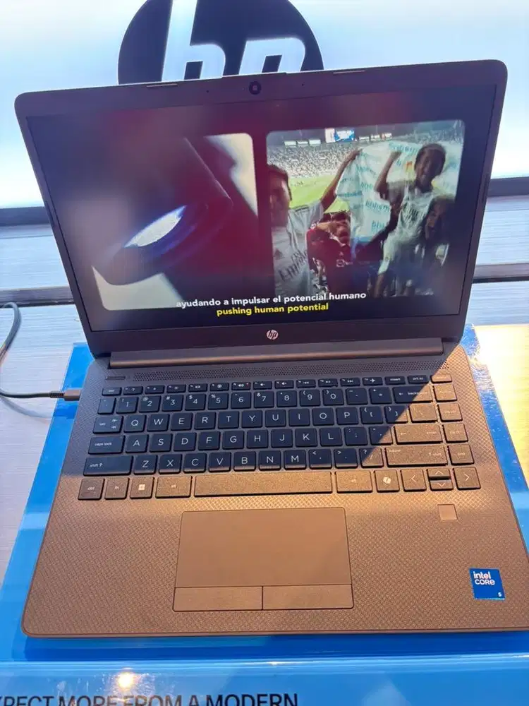 CICILAN LAPTOP HP INTEL CORE 5 8/512 GB PROMO BUNGA RINGAN