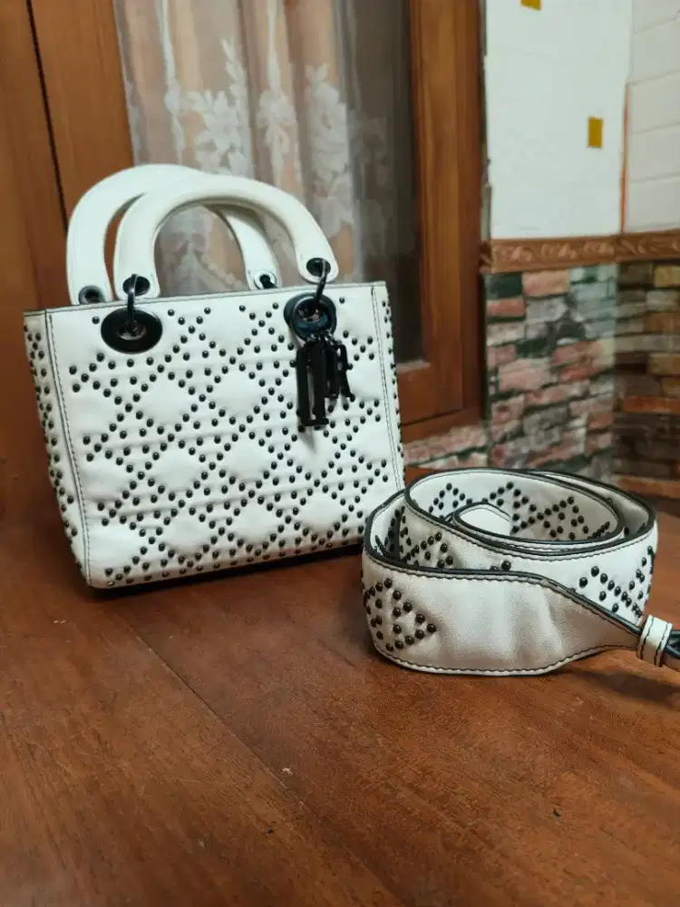 CD Cannage Lady Dior Studed