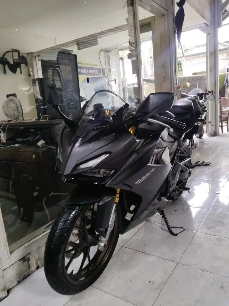 Honda CBR 150 CC thn 2024 cash. Bali dharma motor