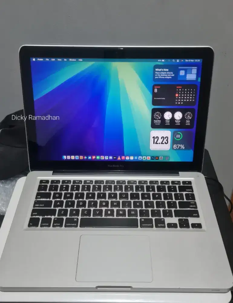 MACBOOK PRO 13 RAM 16 GB/SSD 256  iBox 2012 
Update MacOS SEQUOIA 2025
