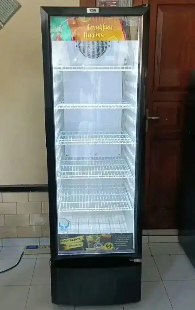 Kulkas showcase RSA AGATE