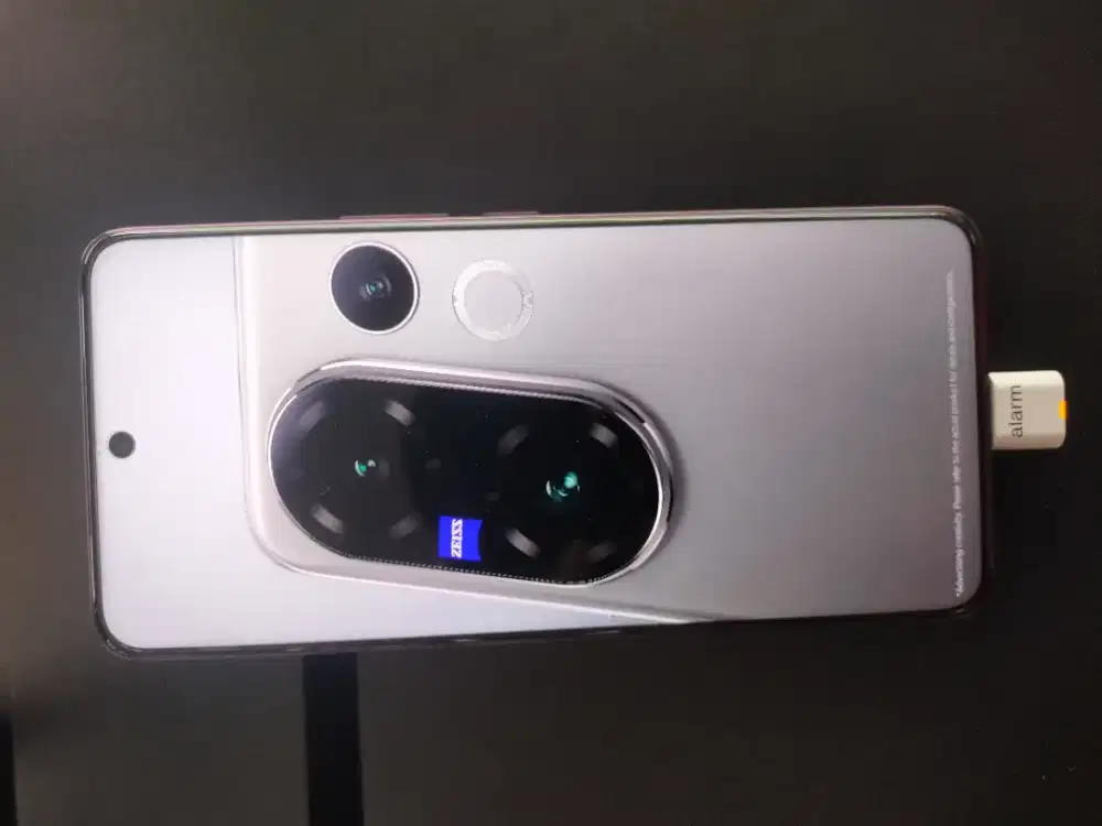 Vivo V60 5G | 8+8 256