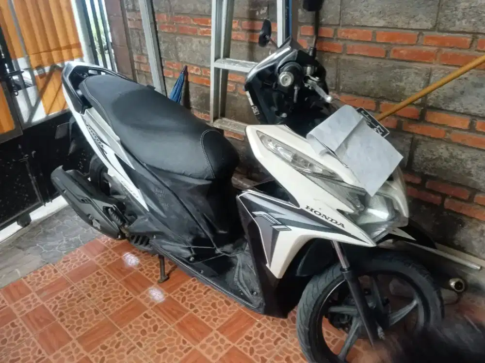 Vario 125 KZR  2012