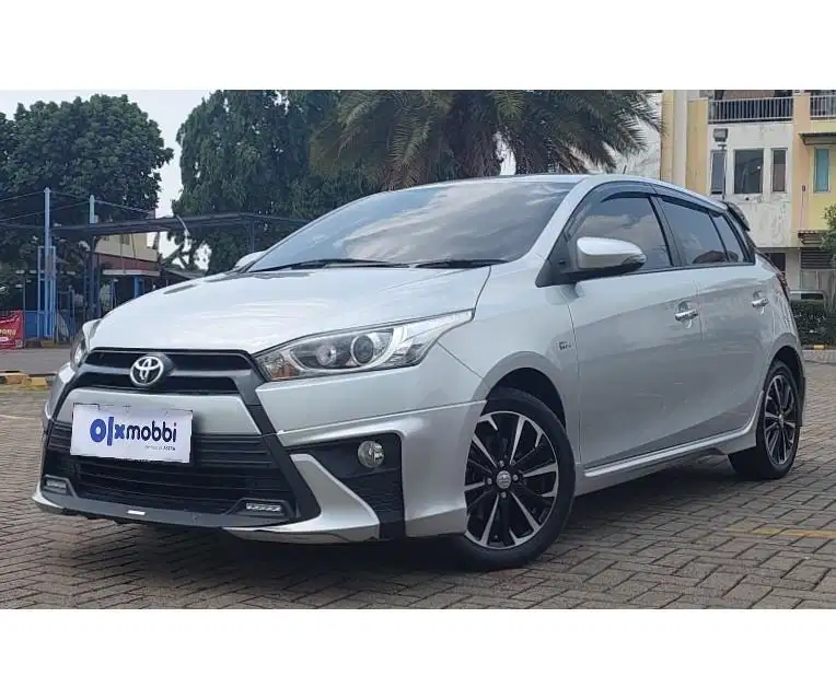 TDP 8,JT, Toyota Yaris 1.5 TRD Sportivo Bensin-AT Silver 2017