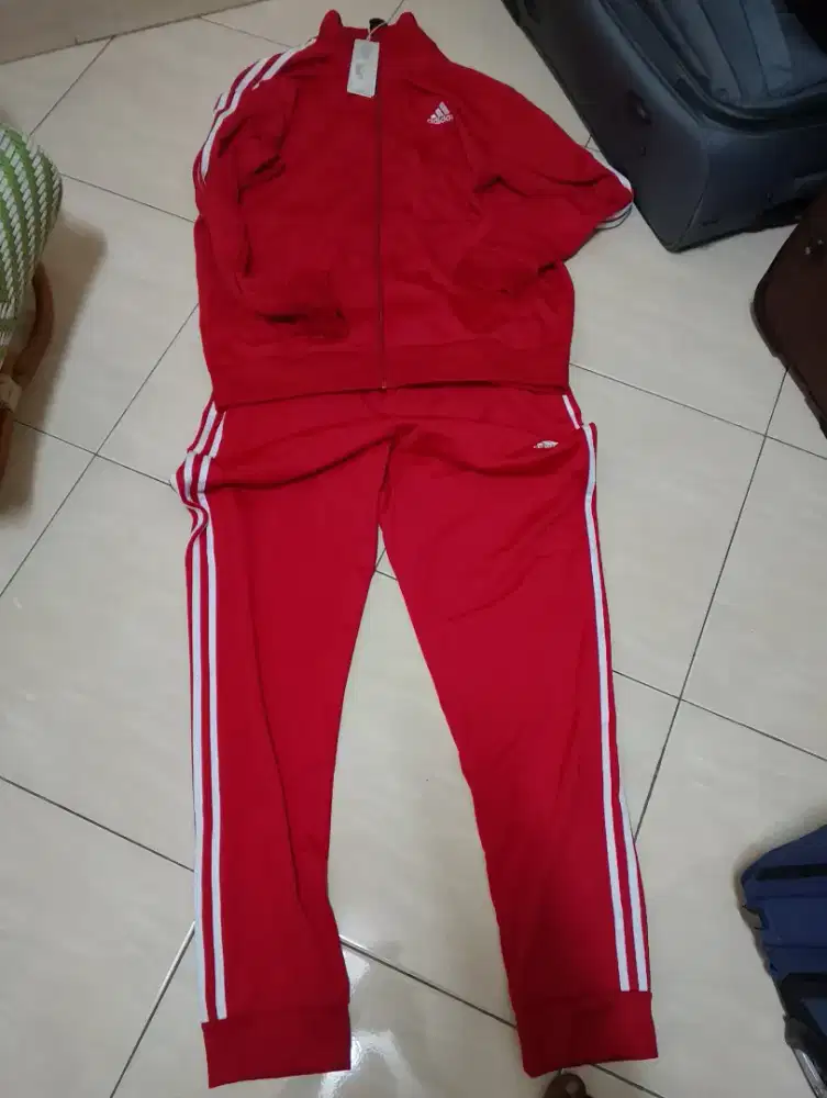 Adidas XL good quality