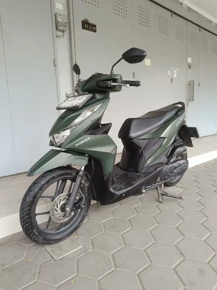 Honda beat deluxe cbs iss 2024