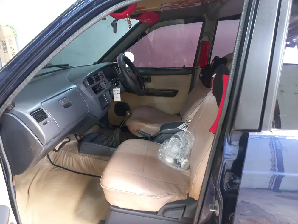 Toyota Kijang 2000 Bensin